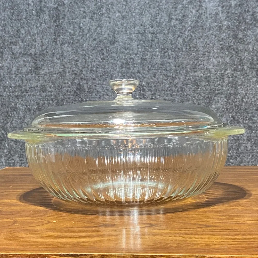 Vintage Pyrex 2QT Clear Ribbed Round Casserole Dish with Ribbed Lid 024-S 624C